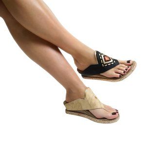 Chia - Beige flips to Cream - Modzori Reversible Low Wedge